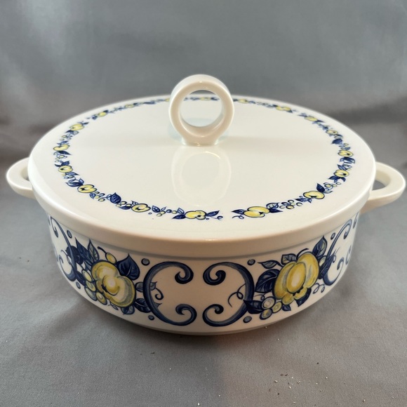 Villeroy & Boch “Cadiz” Casserole with lid - Picture 1 of 5